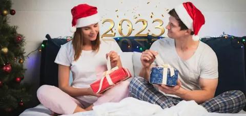 تهنئة بالعام الجديد 2023 للزوجة